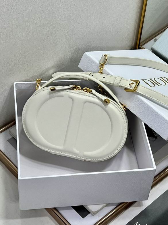 Signature 18X11X6.5cm 040507 YG 3色 15