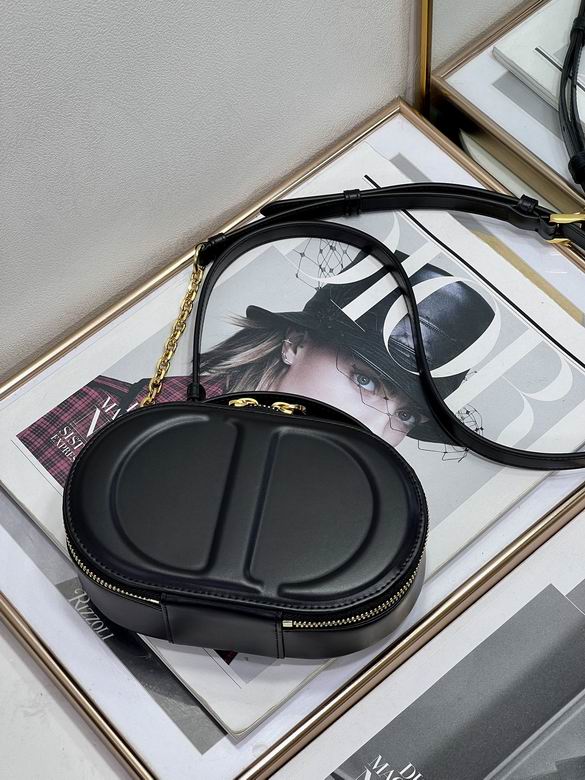 Signature 18X11X6.5cm 040507 YG 3色 4