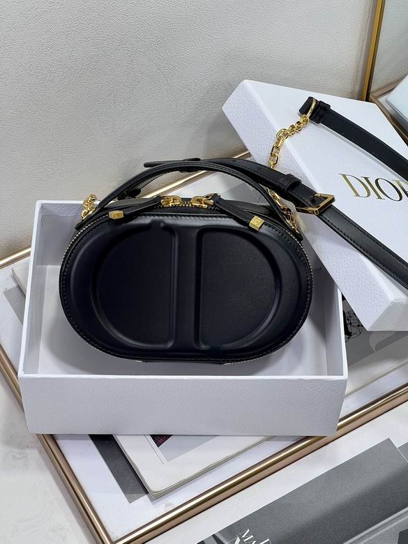 Signature 18X11X6.5cm 040507 YG 3色 6