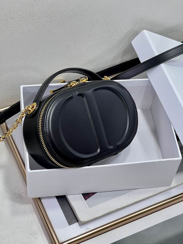 Signature 18X11X6.5cm 040507 YG 3色 7