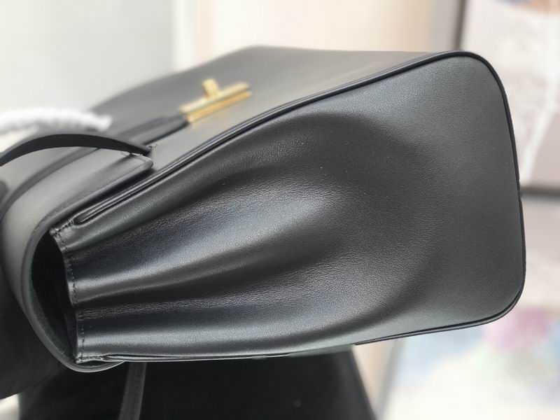 Soft 16 168118 32X24X15cm ss 06(6)_