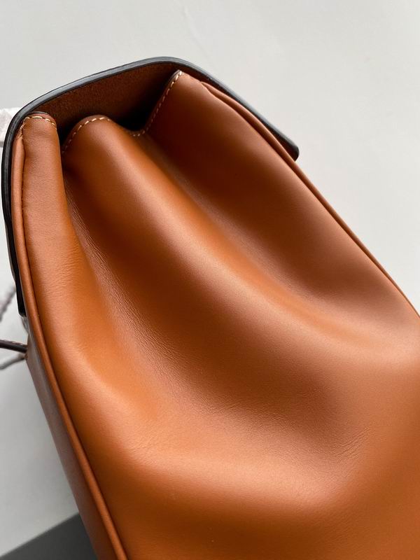 Soft 16 38x26x18 ss 05 (5)_