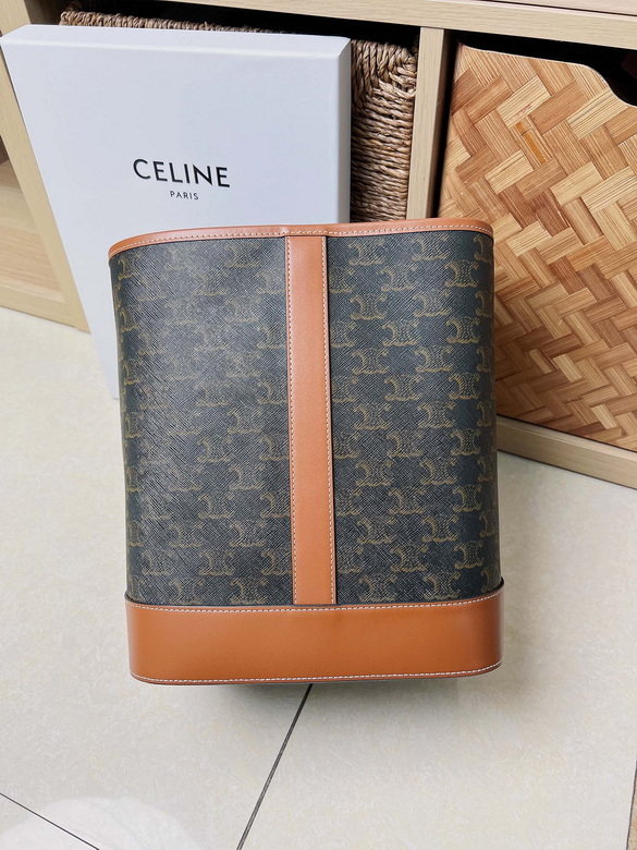 TRIOMPHE 191132 33X27X17cm H 1_ (2)