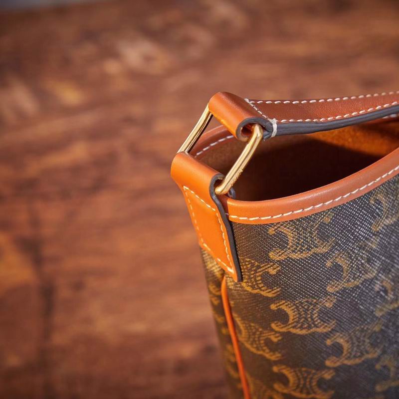 Triomphe 16855 30x22x13cm ss 05(12)_