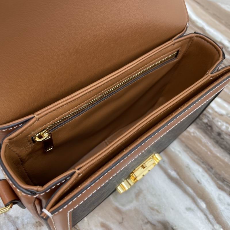 Triomphe 188423 18.5x14x6cm ss 49 (81)_