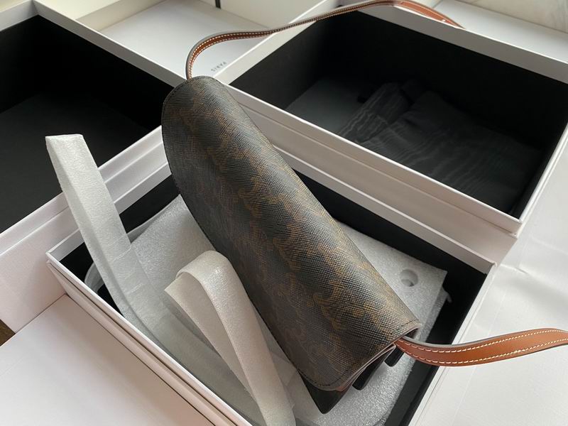 Triomphe 20x11.5 ss 05 10D852 (102)_