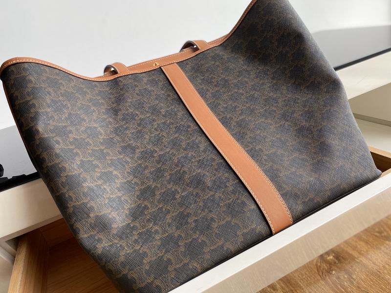 Triomphe 30x37x22cm ss 07 (15)_