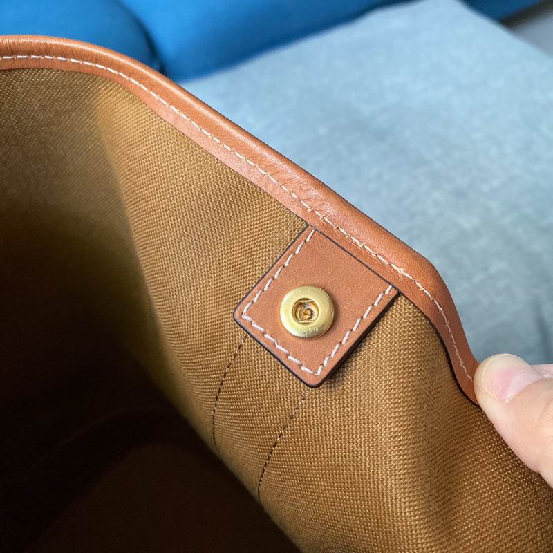 Triomphe 33x27x17cm ss 08 (12)_