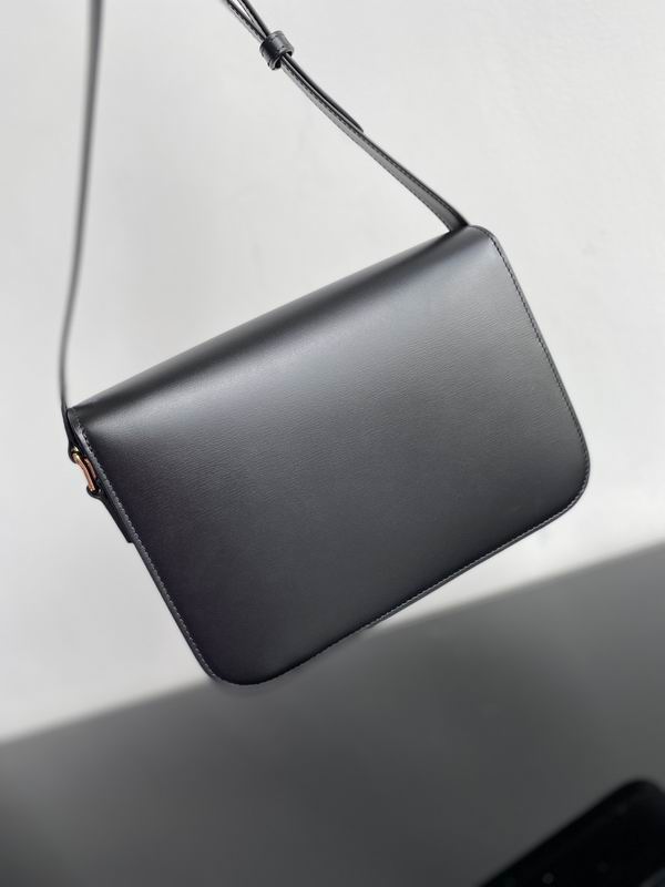 Triomphe M22cm S18cm ss 33 (17)_