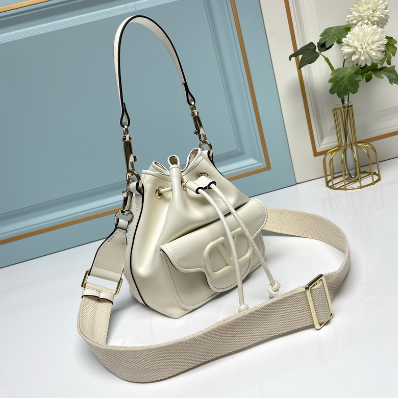 Val 5011 16x19x11cm ww2_2