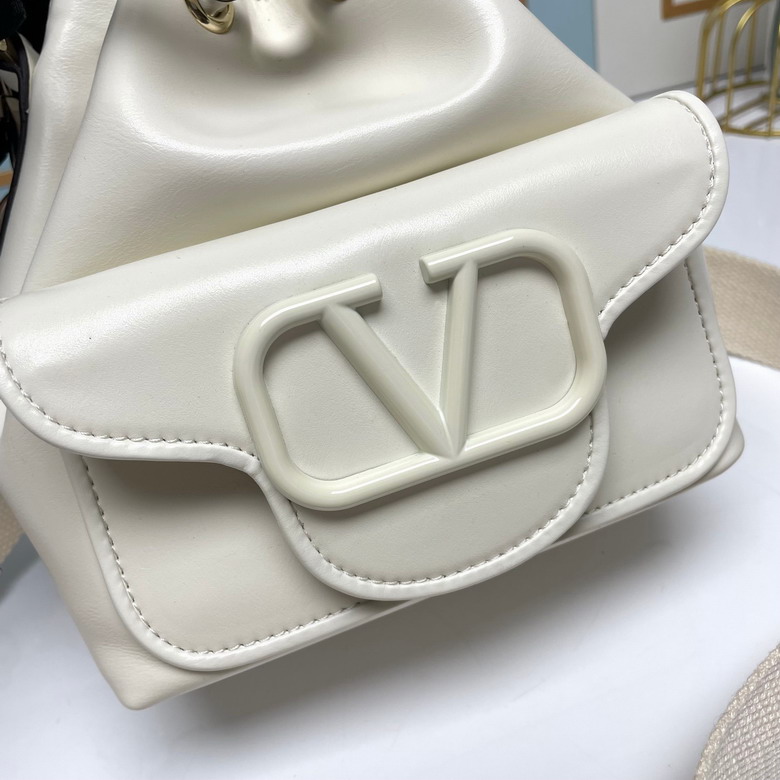 Val 5011 16x19x11cm ww2_3