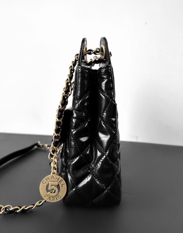 22X21X7cm 073104 WO 2colour (8)