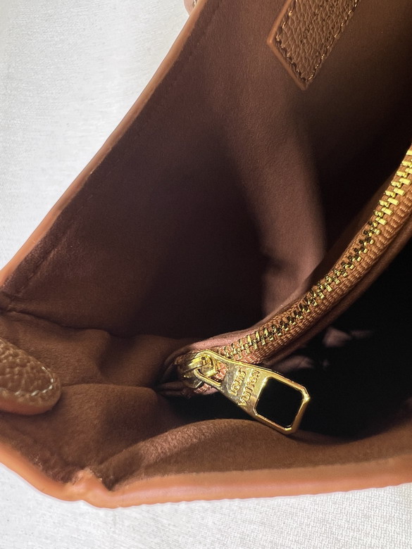 Low Key M24885 26x18x7cm ss_10