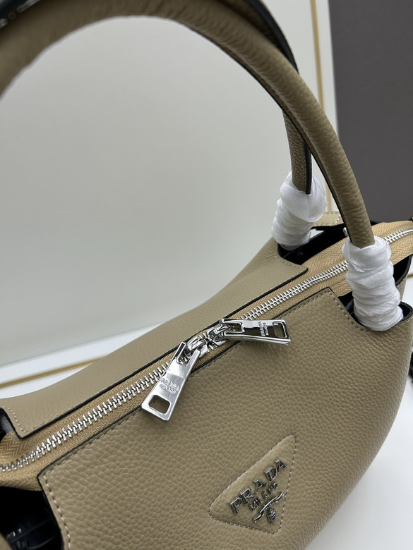 Prada 66206 32x26x13cm jj2_6