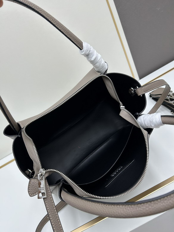 Prada 66206 32x26x13cm jj3_6