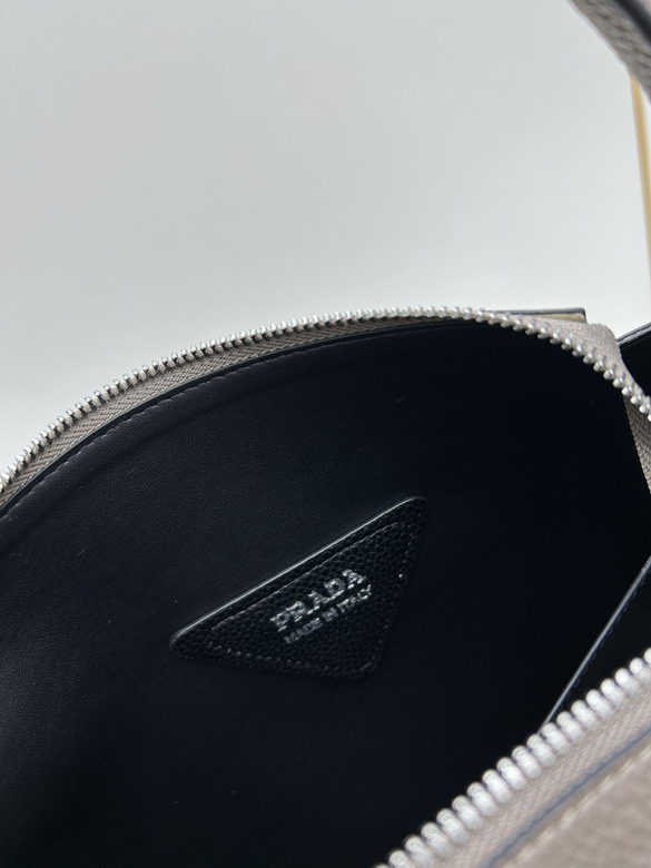 Prada 66206 32x26x13cm jj3_7