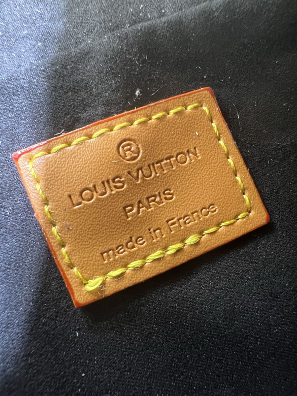 Virgil Abloh M25132 18 5x13x8cm ss1_9