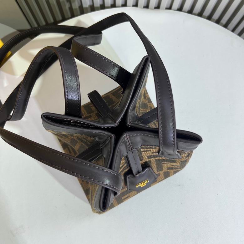 001 15X18.5X15cm XMY 3