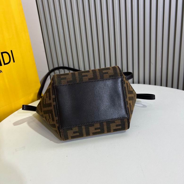 001 15X18.5X15cm XMY 7