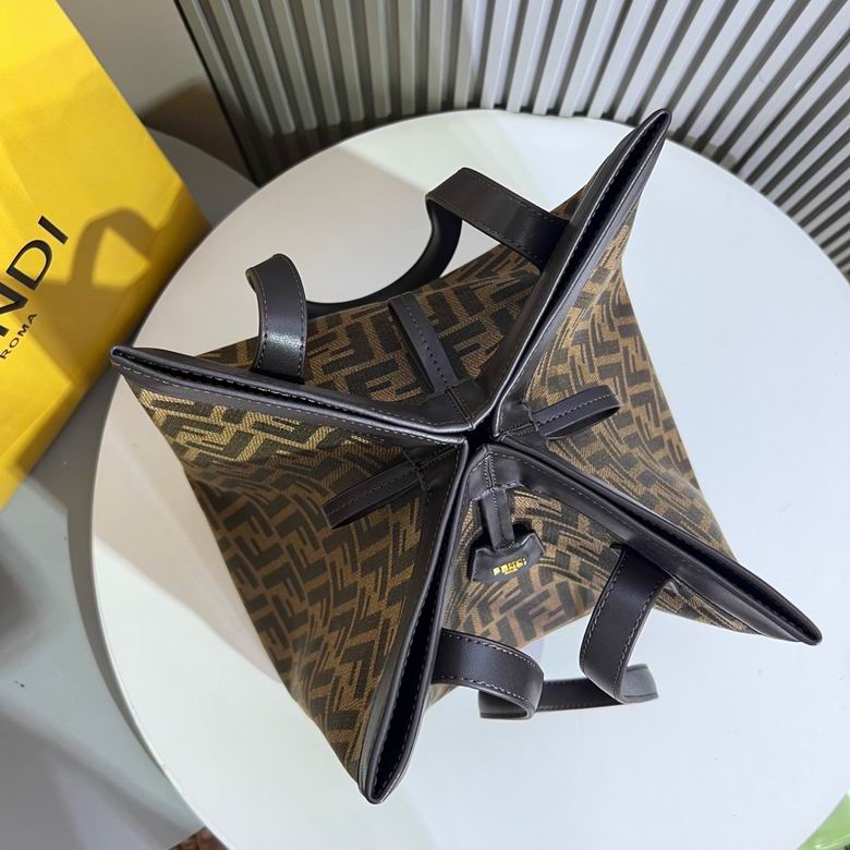 003 32.5X32.5X27.5cm XMY 3