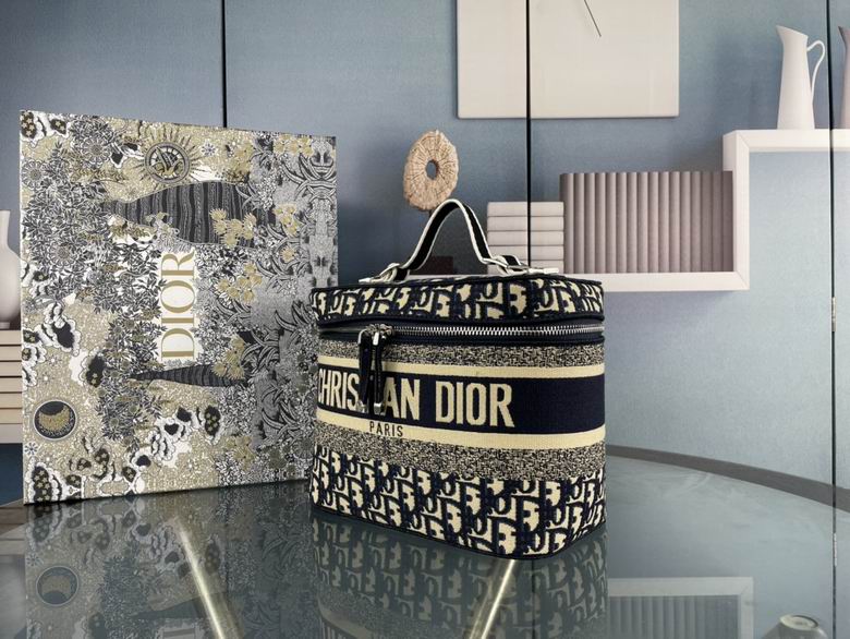 10228 25X19.5X14cm XMY 1