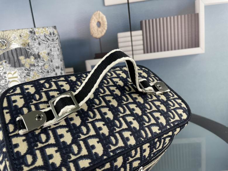 10228 25X19.5X14cm XMY 4