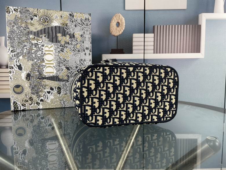 10228 25X19.5X14cm XMY 5