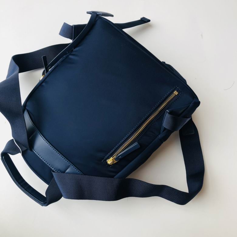 1859 24X30X10cm XM 4