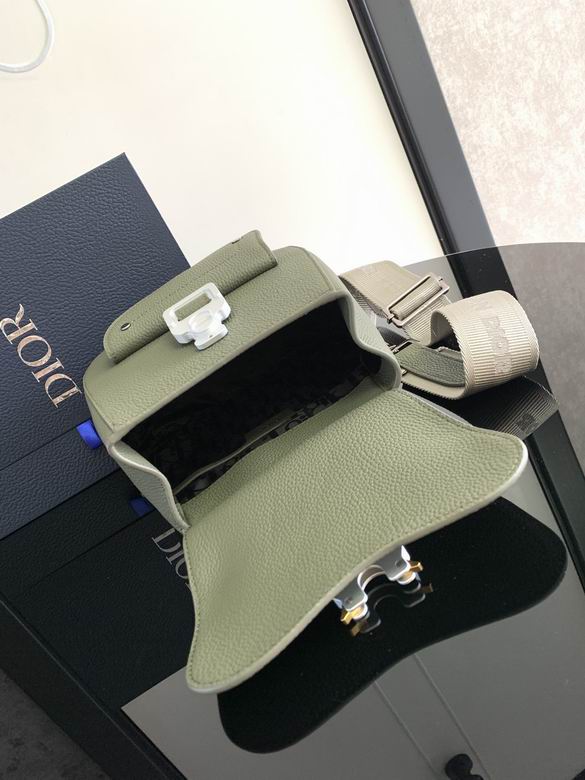 1ADBO022 19X27.5X11.5cm WP 7