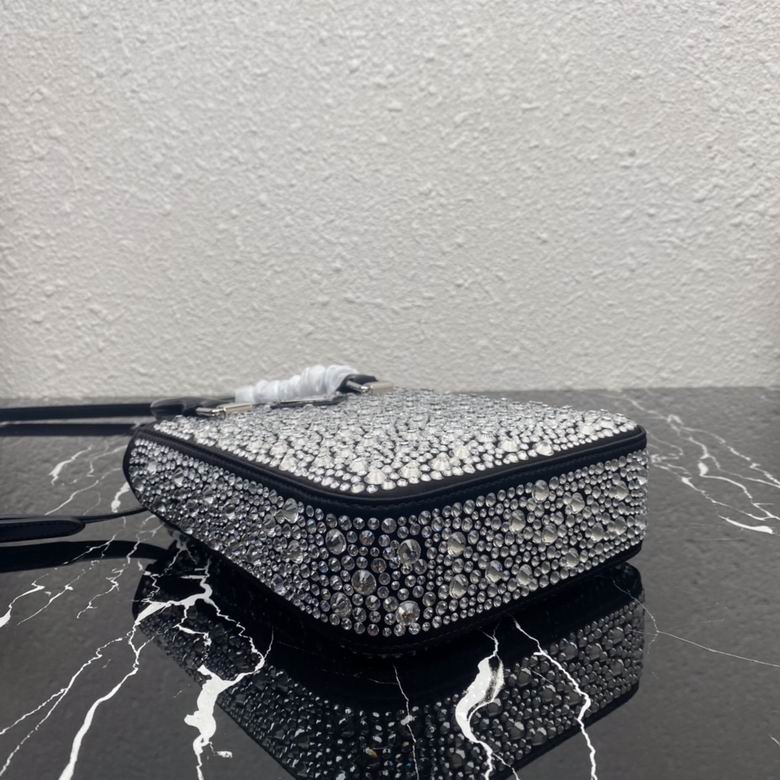 1BA331 15X17.5X5cm YG 3色 3