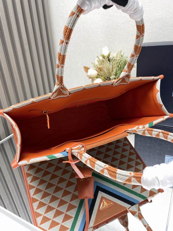 1BA356 39X31X11cm YG 4色 26