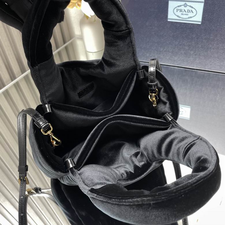 1BA410 16X14X7.5cm YG 6