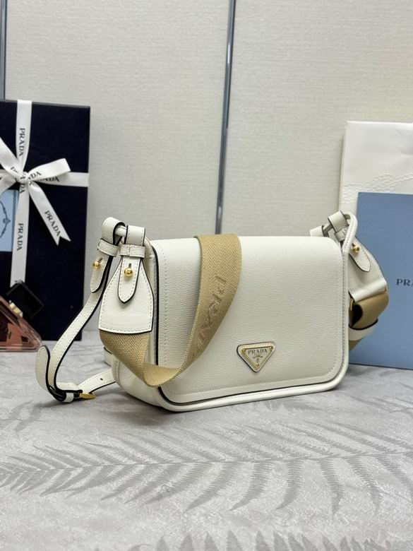 1BD372 24X15X8cm YG 2色 11