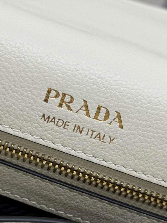 1BD372 24X15X8cm YG 2色 18