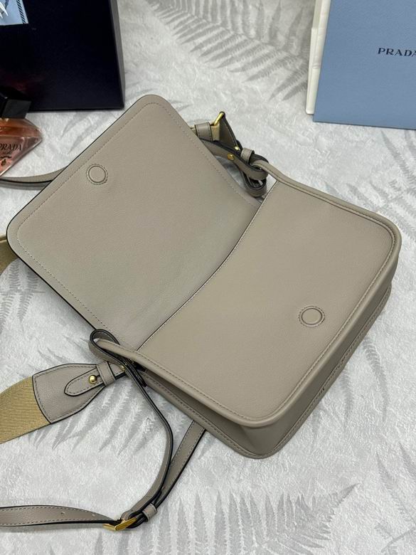 1BD372 24X15X8cm YG 2色 7