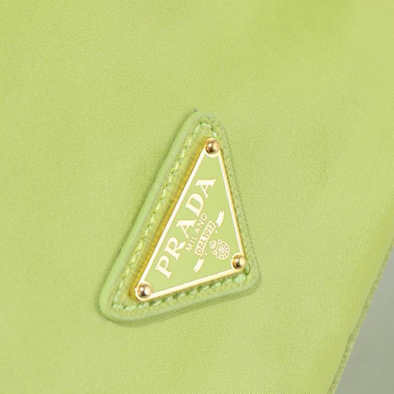 1BE067 15.5X19.5X10cm XMY 4色 23