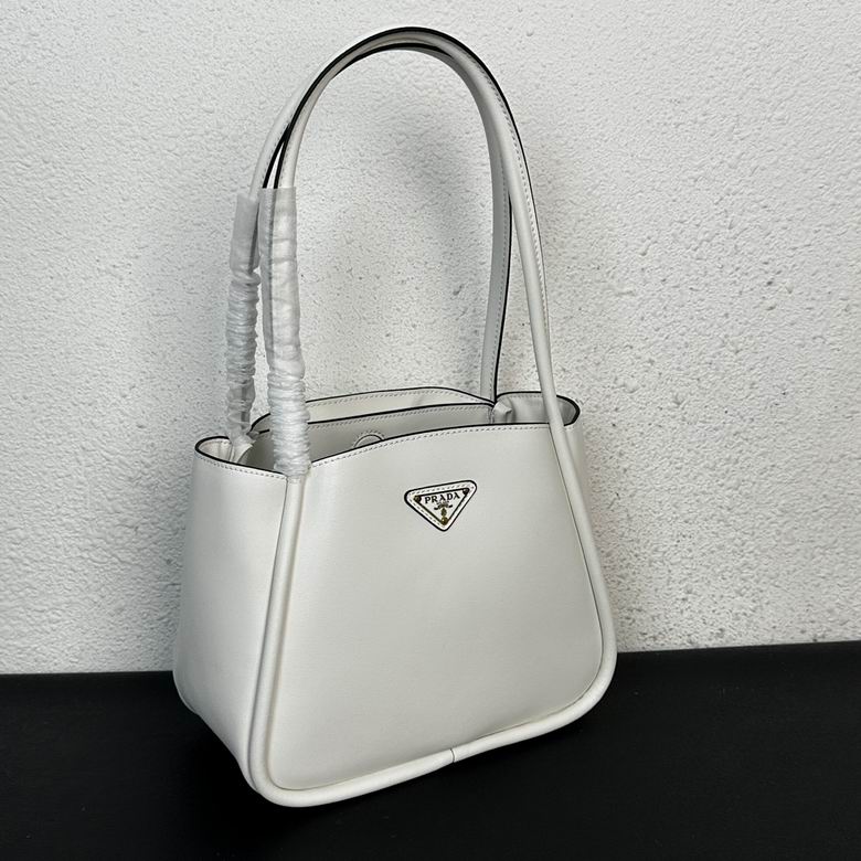 1BG539 25X18.5X12.5cm YG 3色 20