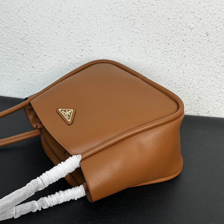 1BG539 25X18.5X12.5cm YG 3色 4