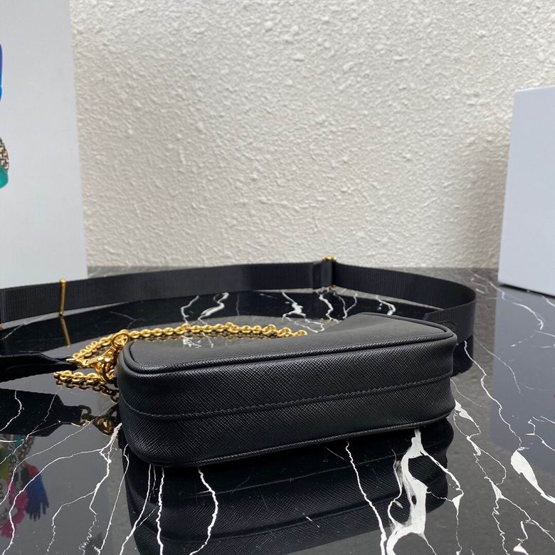 1BH174 18X12X4.5cm YG 4