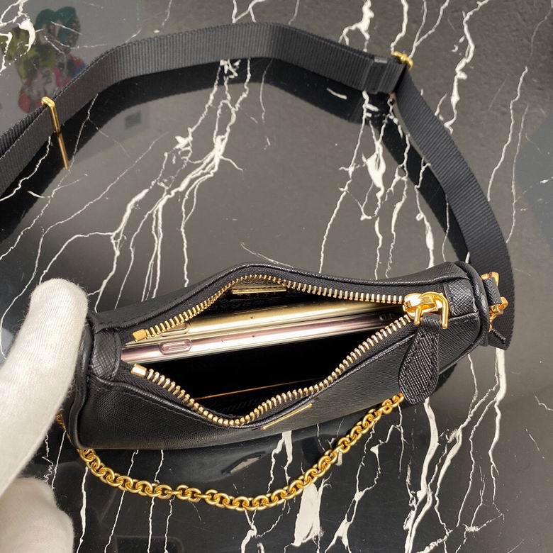 1BH174 18X12X4.5cm YG 8