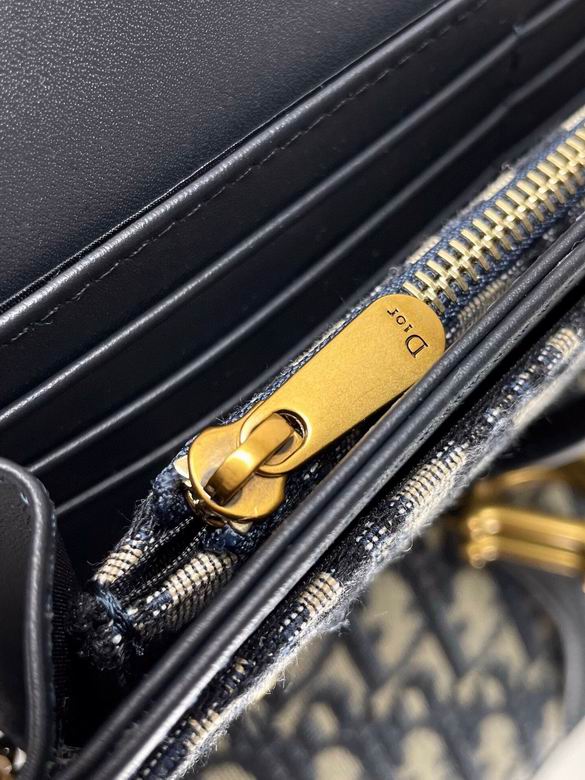 2038 19X9.5X3cm WO 7