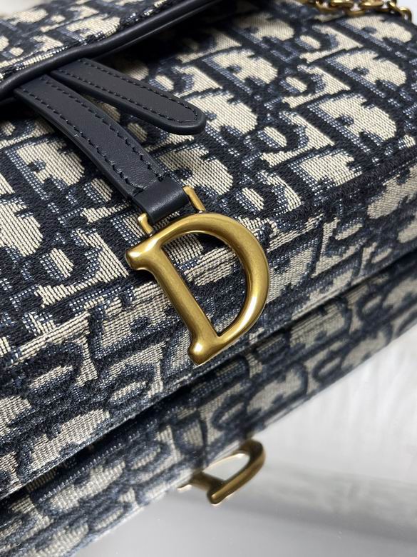 2045 21.5X12.5X3.7cm WO 3