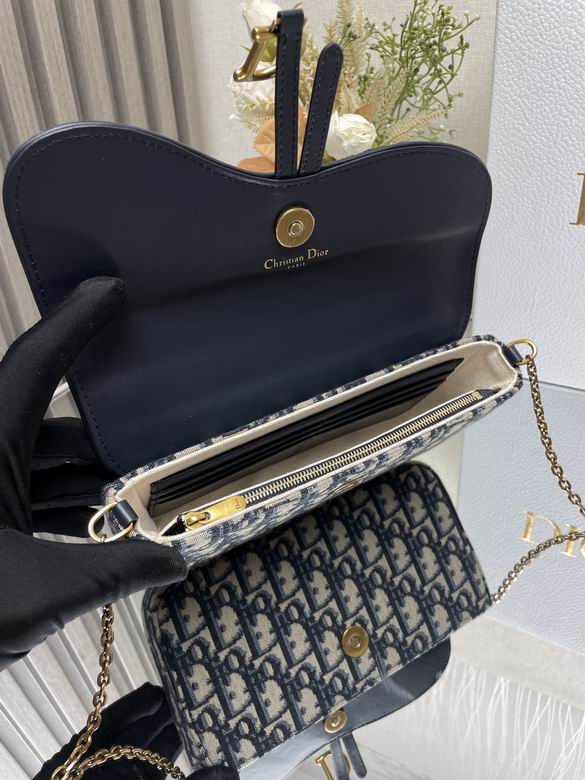 2045 21.5X12.5X3.7cm WO 8