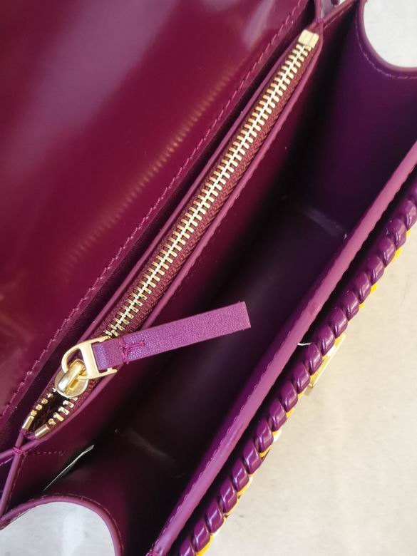 206 19X13.5X6.5cm TB 3