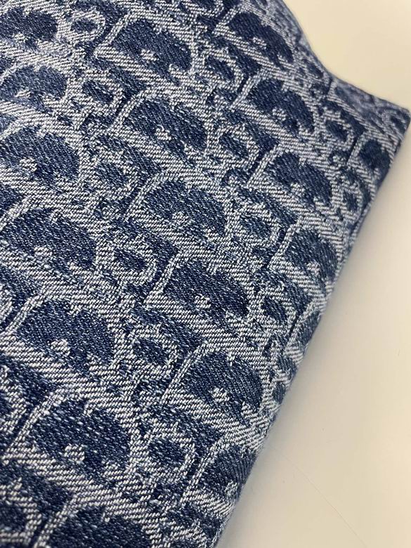 28.5X10X14.5cm 061104 WO 4