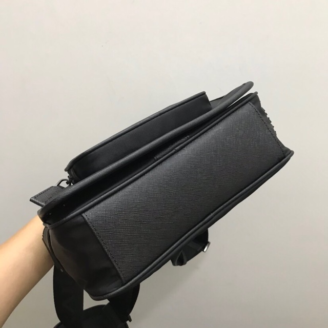 2VD041 25X18X6cm XM 4