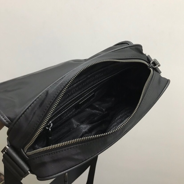 2VD041 25X18X6cm XM 7