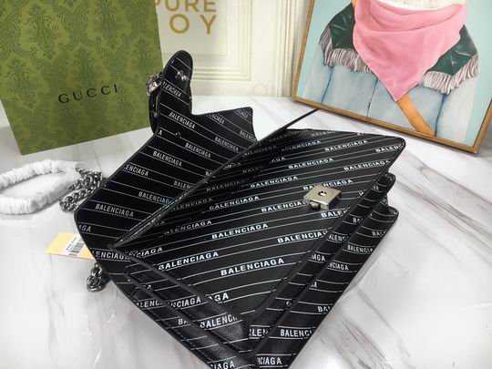 400249 28x17x9cm df11 (7)