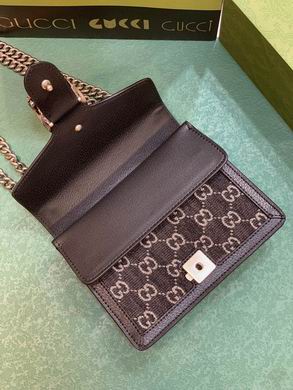 421970 20X15.5X5cm DF (34)