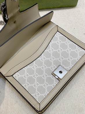 421970 20X15.5X5cm DF (9)